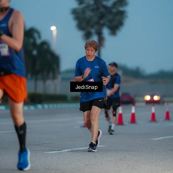 Runner Photo 7519055