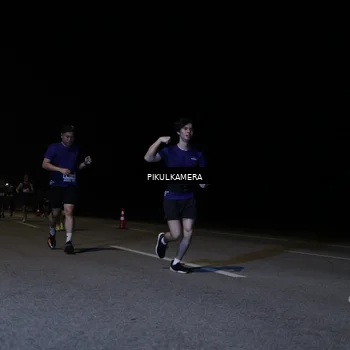 Runner Photo 7519075