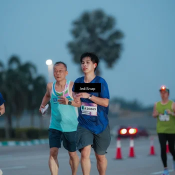 Runner Photo 7519084