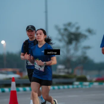 Runner Photo 7519087