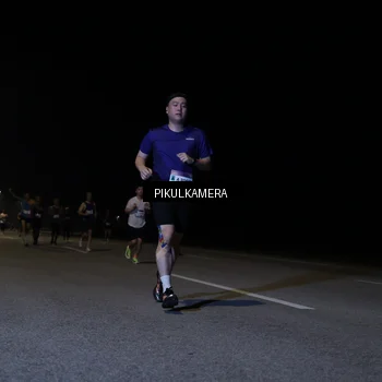 Runner Photo 7519089