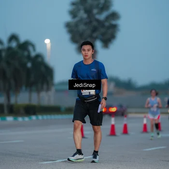 Runner Photo 7519096