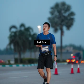 Runner Photo 7519108