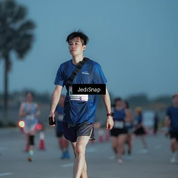 Runner Photo 7519117