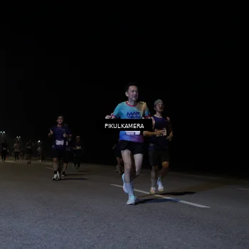 Runner Photo 7519123