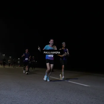 Runner Photo 7519125