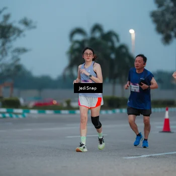Runner Photo 7519129