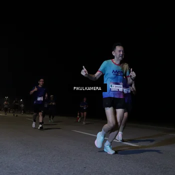 Runner Photo 7519132