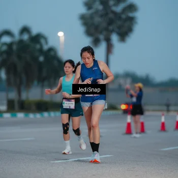 Runner Photo 7519151
