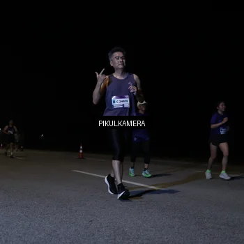 Runner Photo 7519158