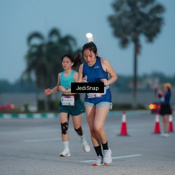 Runner Photo 7519159