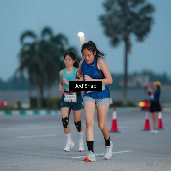 Runner Photo 7519160