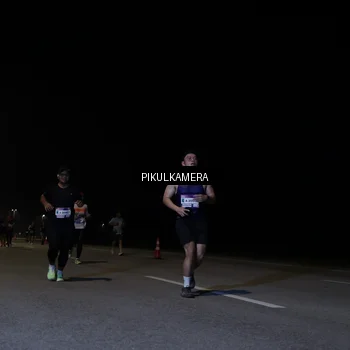 Runner Photo 7519168