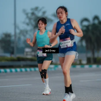 Runner Photo 7519171