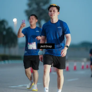 Runner Photo 7519174