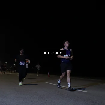 Runner Photo 7519178