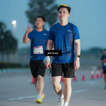 Runner Photo 7519180