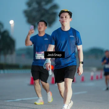 Runner Photo 7519181