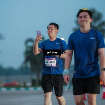 Runner Photo 7519190