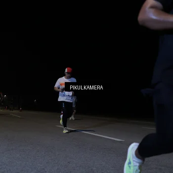 Runner Photo 7519195