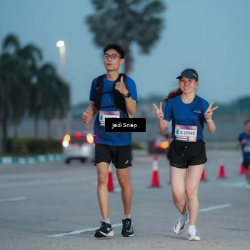 Runner Photo 7519199