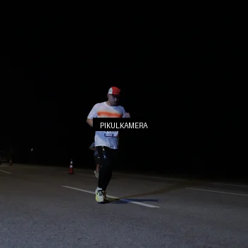 Runner Photo 7519200