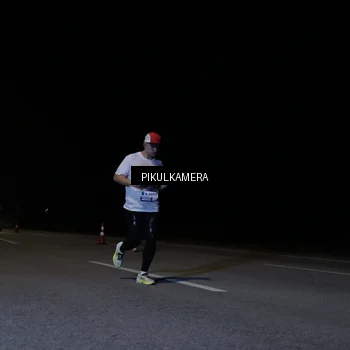 Runner Photo 7519203