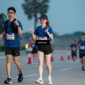 Runner Photo 7519205