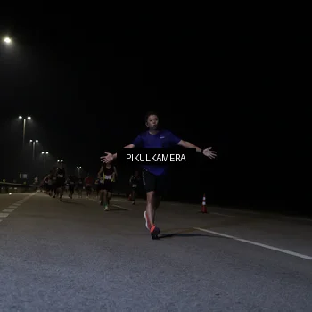 Runner Photo 7519234