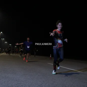 Runner Photo 7519235