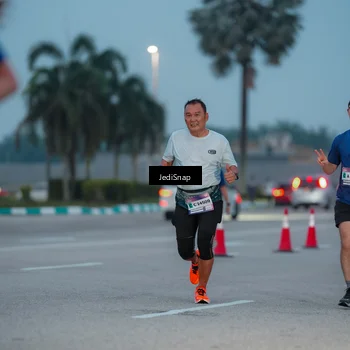 Runner Photo 7519243