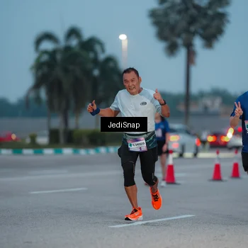 Runner Photo 7519248