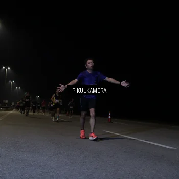 Runner Photo 7519253