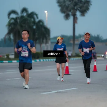 Runner Photo 7519260