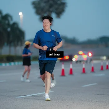 Runner Photo 7519263