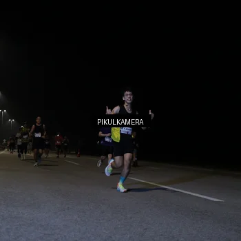 Runner Photo 7519266