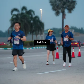 Runner Photo 7519271