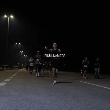 Runner Photo 7519275