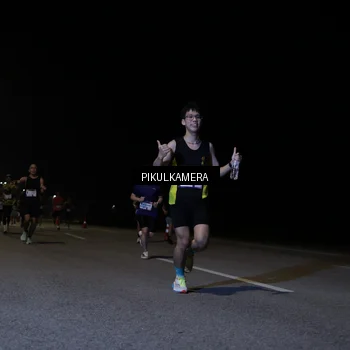 Runner Photo 7519278