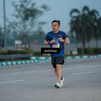 Runner Photo 7519280