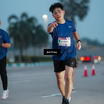 Runner Photo 7519285