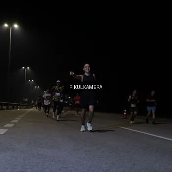 Runner Photo 7519287