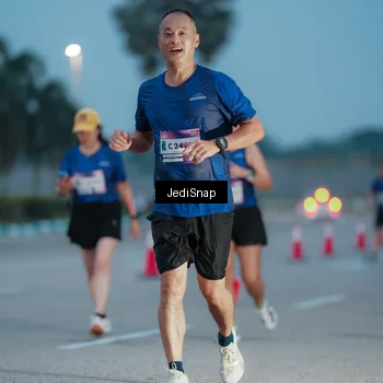 Runner Photo 7519298