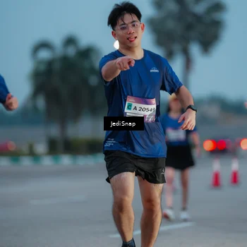 Runner Photo 7519299