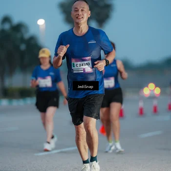Runner Photo 7519304