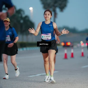 Runner Photo 7519305