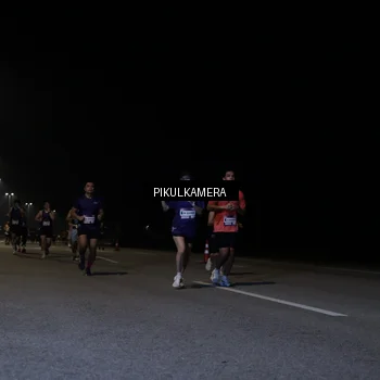 Runner Photo 7519330