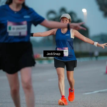 Runner Photo 7519332