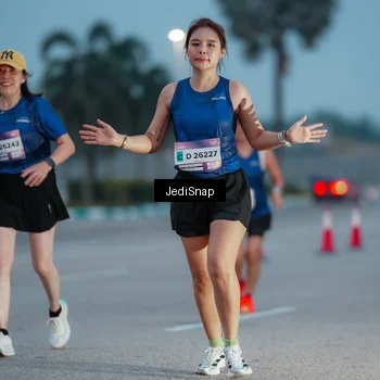 Runner Photo 7519342