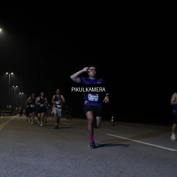 Runner Photo 7519344